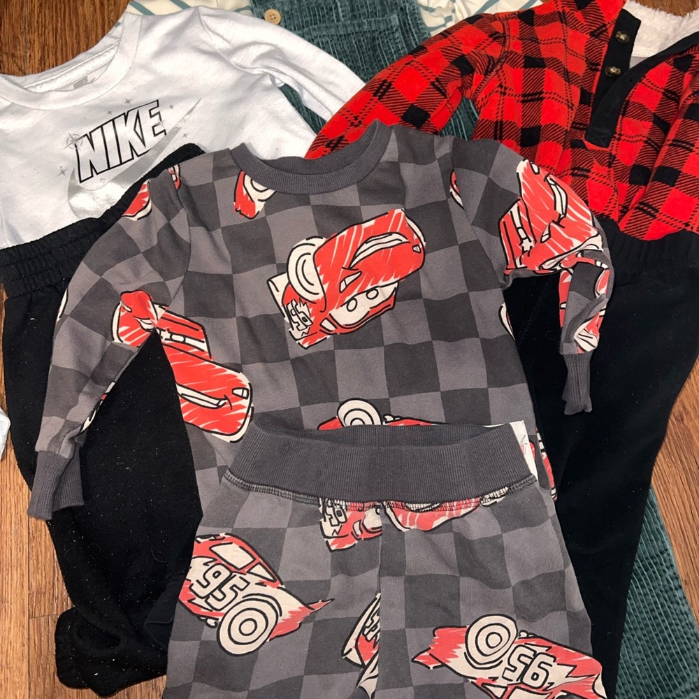 Boys 2t sets